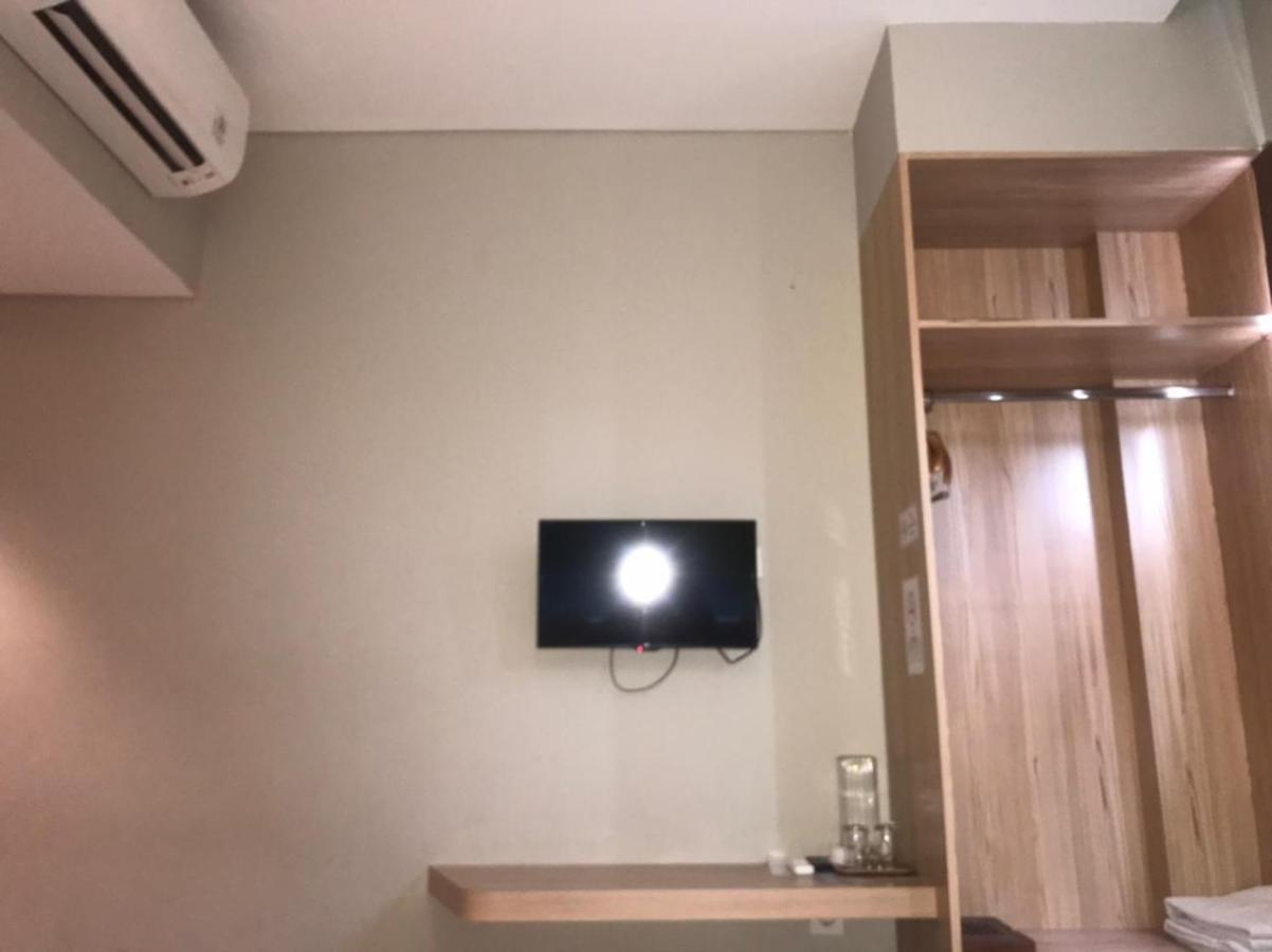 Apple Jakarta